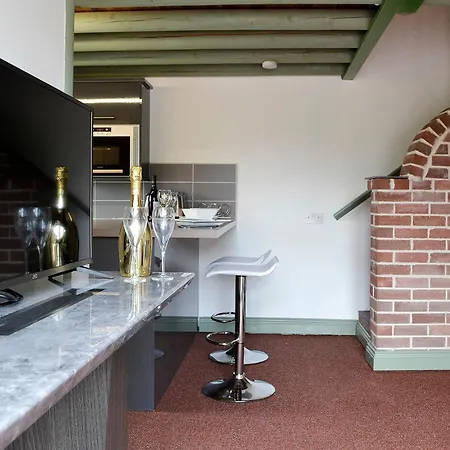 Darci's - Uk1297 Threlkeld